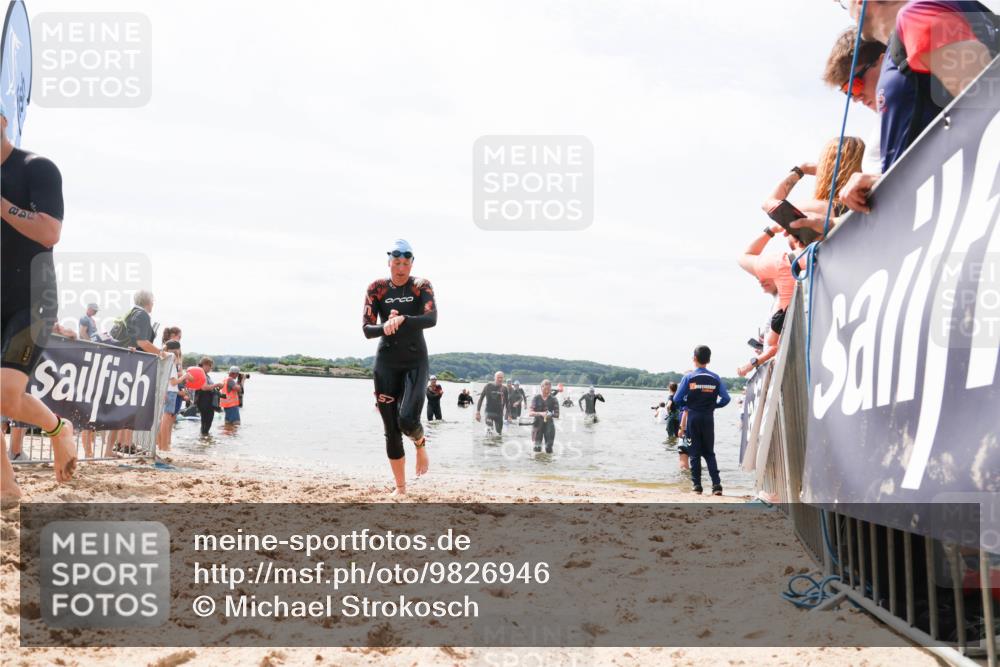 21.06.2026 - Viking Triathlon Michael Strokosch http://msf.ph/oto/9826946 21.06.2026 10:42:35 Schwimmen 45, 72, 296, 348, 384, 393, 436 meine-sportfotos.de