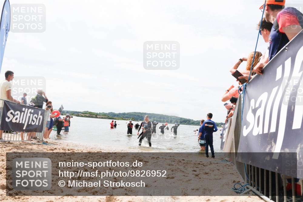 21.06.2026 - Viking Triathlon Michael Strokosch http://msf.ph/oto/9826952 21.06.2026 10:42:37 Schwimmen 45, 348, 384, 393, 436 meine-sportfotos.de