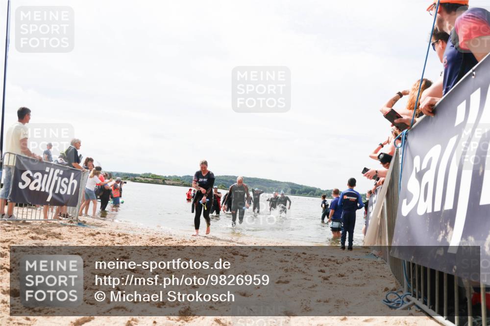 21.06.2026 - Viking Triathlon Michael Strokosch http://msf.ph/oto/9826959 21.06.2026 10:42:40 Schwimmen 41, 166, 175, 384, 393, 436 meine-sportfotos.de