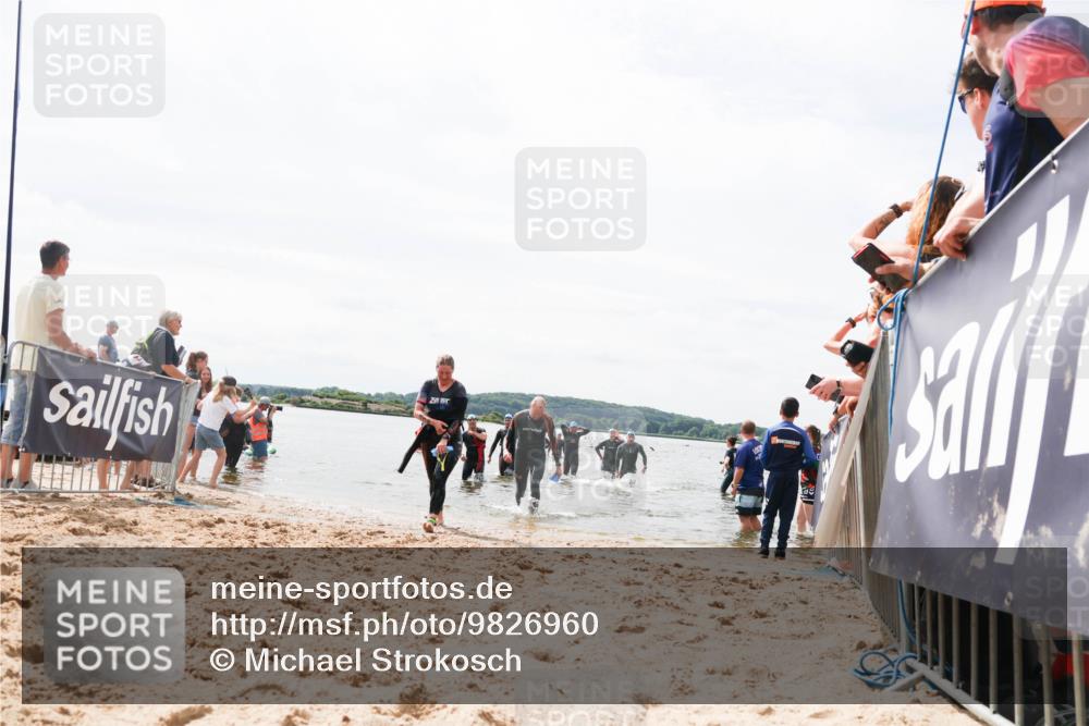 21.06.2026 - Viking Triathlon Michael Strokosch http://msf.ph/oto/9826960 21.06.2026 10:42:40 Schwimmen 41, 166, 175, 384, 393, 436 meine-sportfotos.de