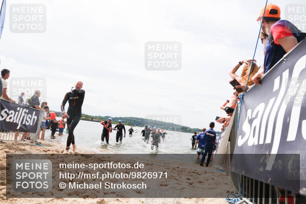 21.06.2026 - Viking Triathlon Michael Strokosch http://msf.ph/oto/9826971 21.06.2026 10:42:44 Schwimmen 41, 166, 175, 213, 268, 384, 436 meine-sportfotos.de