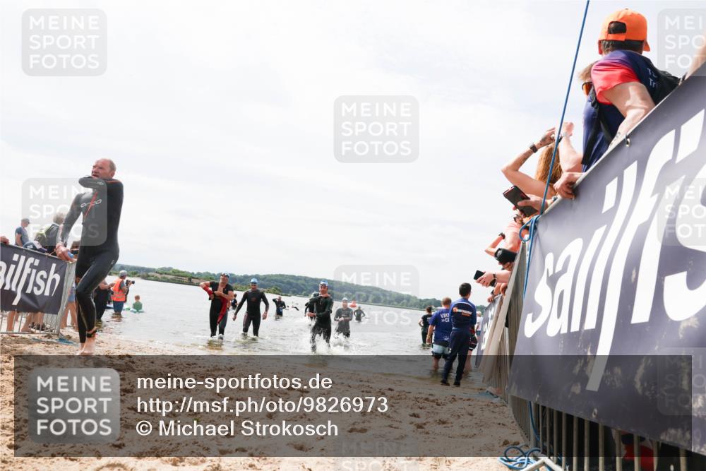 21.06.2026 - Viking Triathlon Michael Strokosch http://msf.ph/oto/9826973 21.06.2026 10:42:45 Schwimmen 41, 166, 175, 213, 268, 384, 436 meine-sportfotos.de