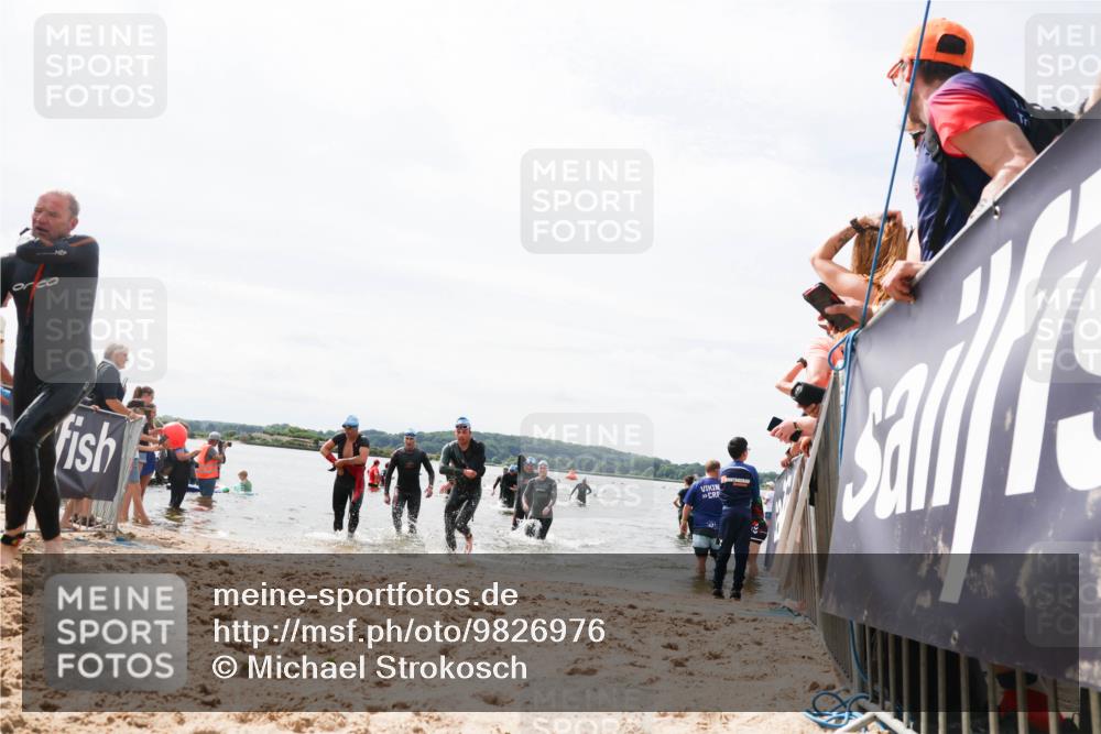 21.06.2026 - Viking Triathlon Michael Strokosch http://msf.ph/oto/9826976 21.06.2026 10:42:46 Schwimmen 41, 166, 175, 213, 268, 384, 436 meine-sportfotos.de