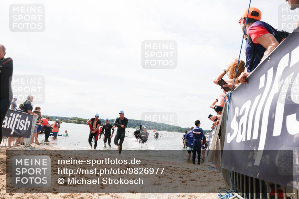 21.06.2026 - Viking Triathlon Michael Strokosch http://msf.ph/oto/9826977 21.06.2026 10:42:46 Schwimmen 41, 166, 175, 213, 268, 384, 436 meine-sportfotos.de