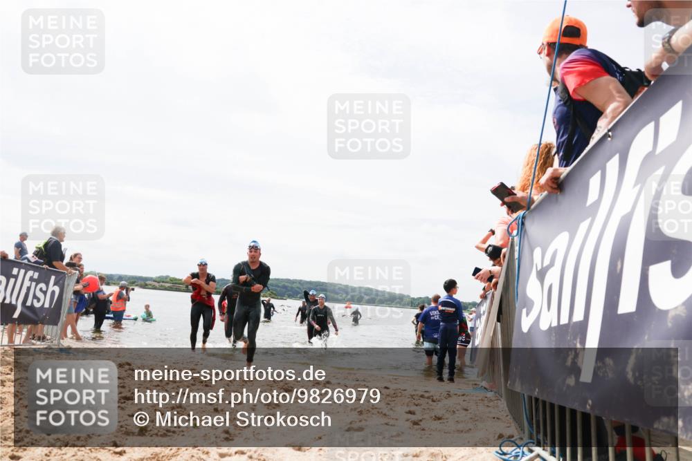 21.06.2026 - Viking Triathlon Michael Strokosch http://msf.ph/oto/9826979 21.06.2026 10:42:47 Schwimmen 41, 166, 175, 177, 213, 268, 384, 436 meine-sportfotos.de