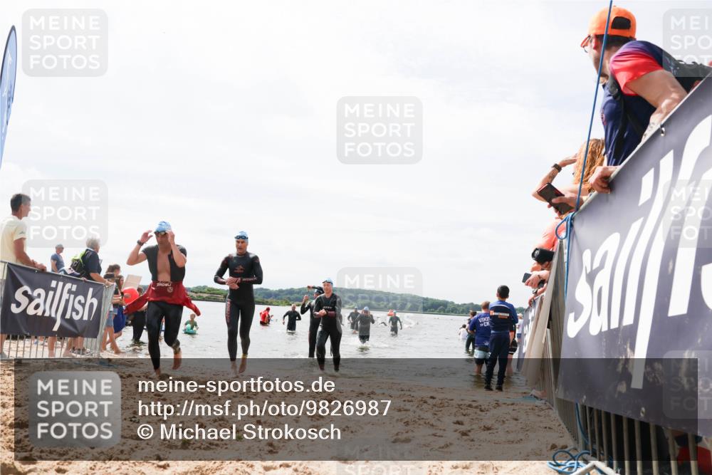 21.06.2026 - Viking Triathlon Michael Strokosch http://msf.ph/oto/9826987 21.06.2026 10:42:49 Schwimmen 41, 166, 175, 177, 213, 268, 384 meine-sportfotos.de