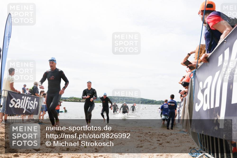 21.06.2026 - Viking Triathlon Michael Strokosch http://msf.ph/oto/9826992 21.06.2026 10:42:51 Schwimmen 41, 166, 175, 177, 213, 268, 479, 520 meine-sportfotos.de