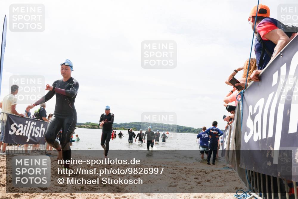 21.06.2026 - Viking Triathlon Michael Strokosch http://msf.ph/oto/9826997 21.06.2026 10:42:53 Schwimmen 41, 166, 175, 177, 213, 268, 479, 520 meine-sportfotos.de