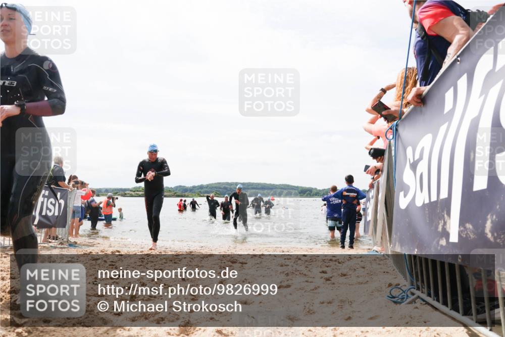 21.06.2026 - Viking Triathlon Michael Strokosch http://msf.ph/oto/9826999 21.06.2026 10:42:53 Schwimmen 41, 166, 175, 177, 213, 268, 479, 520 meine-sportfotos.de