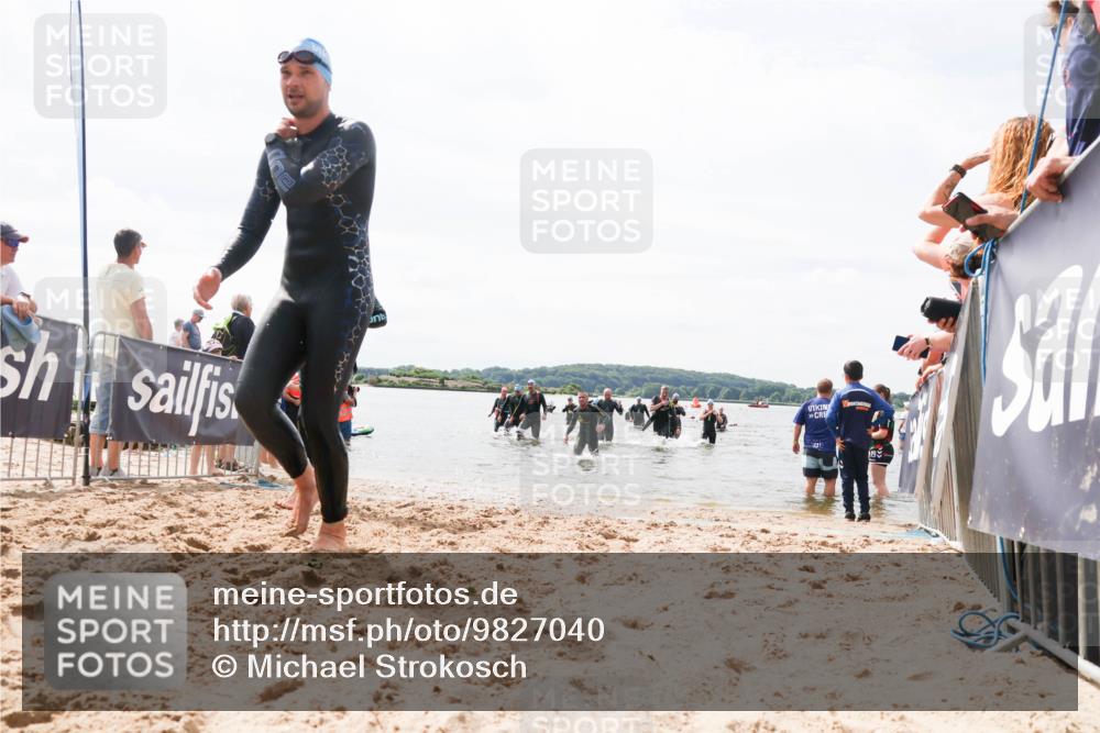 21.06.2026 - Viking Triathlon Michael Strokosch http://msf.ph/oto/9827040 21.06.2026 10:43:07 Schwimmen 88, 153, 225, 259, 286 meine-sportfotos.de