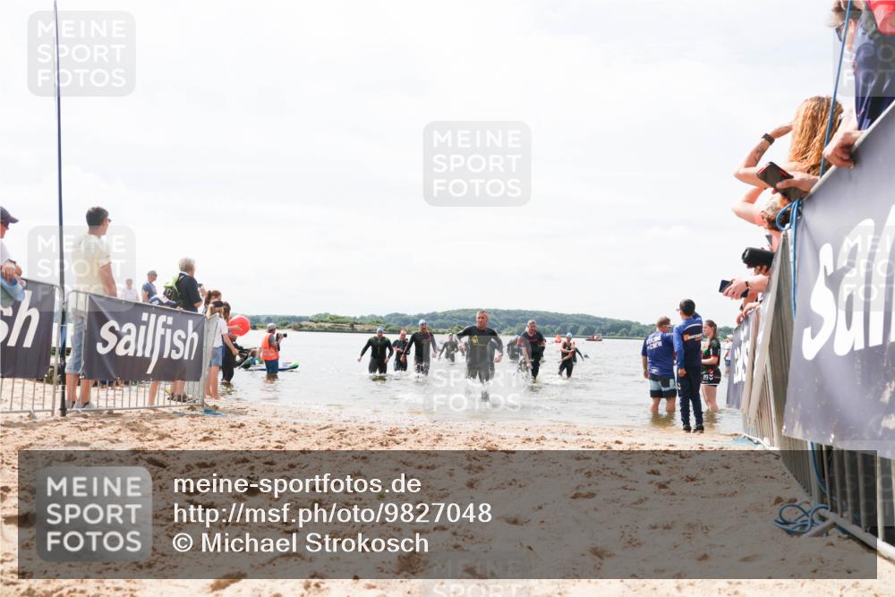 21.06.2026 - Viking Triathlon Michael Strokosch http://msf.ph/oto/9827048 21.06.2026 10:43:10 Schwimmen 88, 153, 259, 286, 482, 489, 505, 511, 619 meine-sportfotos.de