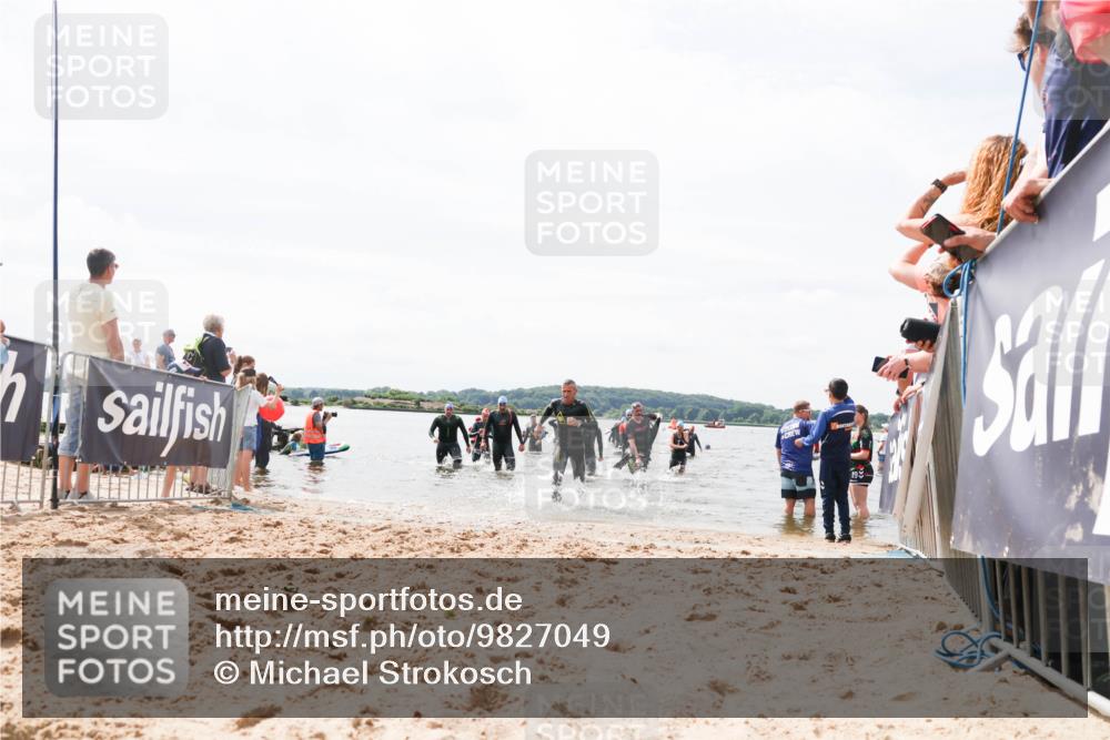21.06.2026 - Viking Triathlon Michael Strokosch http://msf.ph/oto/9827049 21.06.2026 10:43:10 Schwimmen 88, 153, 259, 286, 482, 489, 505, 511, 619 meine-sportfotos.de