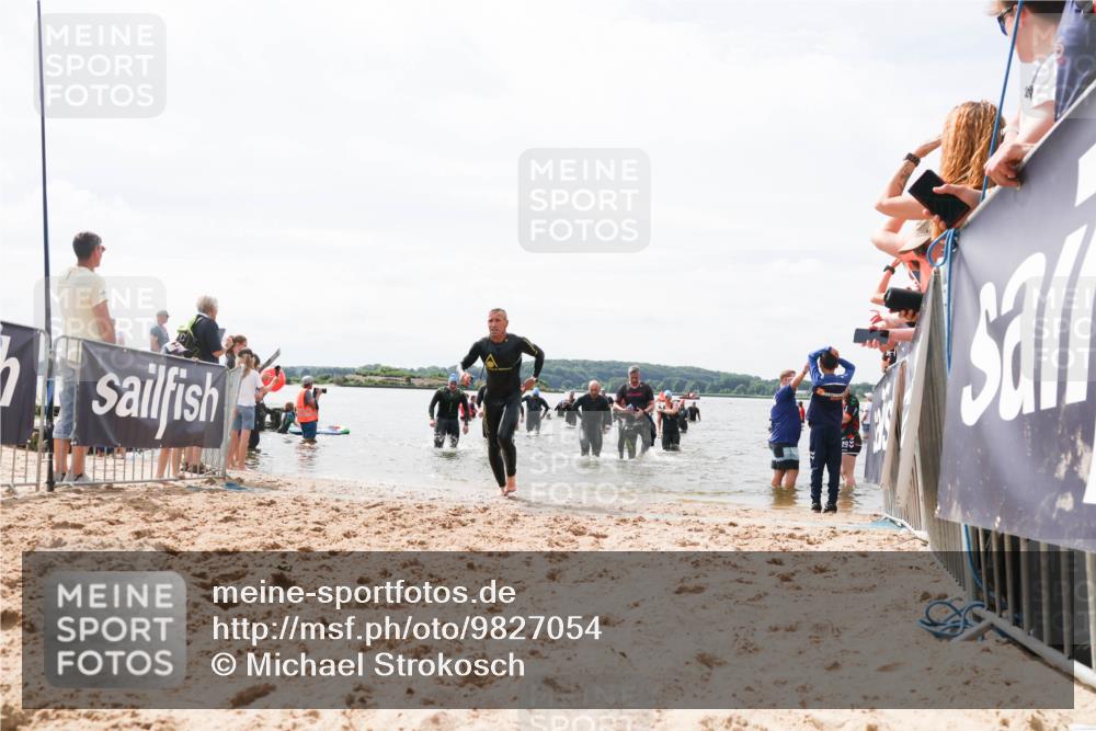 21.06.2026 - Viking Triathlon Michael Strokosch http://msf.ph/oto/9827054 21.06.2026 10:43:12 Schwimmen 88, 251, 259, 286, 482, 489, 505, 511, 619 meine-sportfotos.de