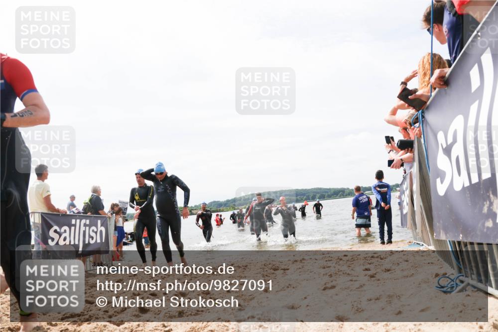 21.06.2026 - Viking Triathlon Michael Strokosch http://msf.ph/oto/9827091 21.06.2026 10:43:24 Schwimmen 69, 251, 287, 473, 482, 489, 511, 528, 533, 619, 645 meine-sportfotos.de