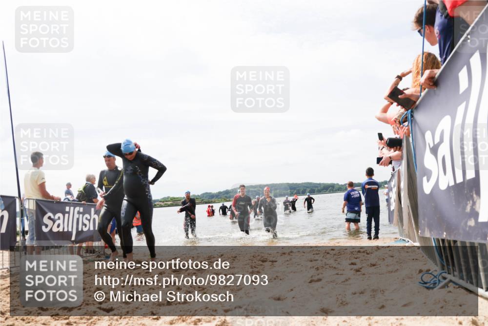 21.06.2026 - Viking Triathlon Michael Strokosch http://msf.ph/oto/9827093 21.06.2026 10:43:25 Schwimmen 69, 251, 287, 473, 511, 528, 533, 645 meine-sportfotos.de