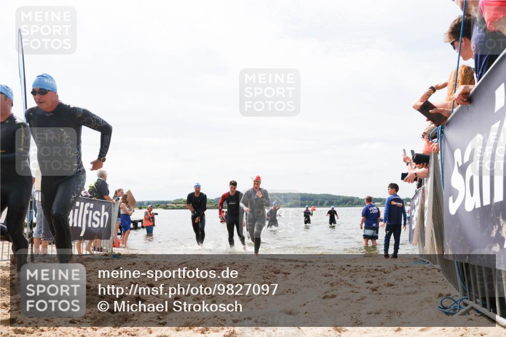 21.06.2026 - Viking Triathlon Michael Strokosch http://msf.ph/oto/9827097 21.06.2026 10:43:26 Schwimmen 69, 251, 287, 473, 521, 528, 533, 645 meine-sportfotos.de
