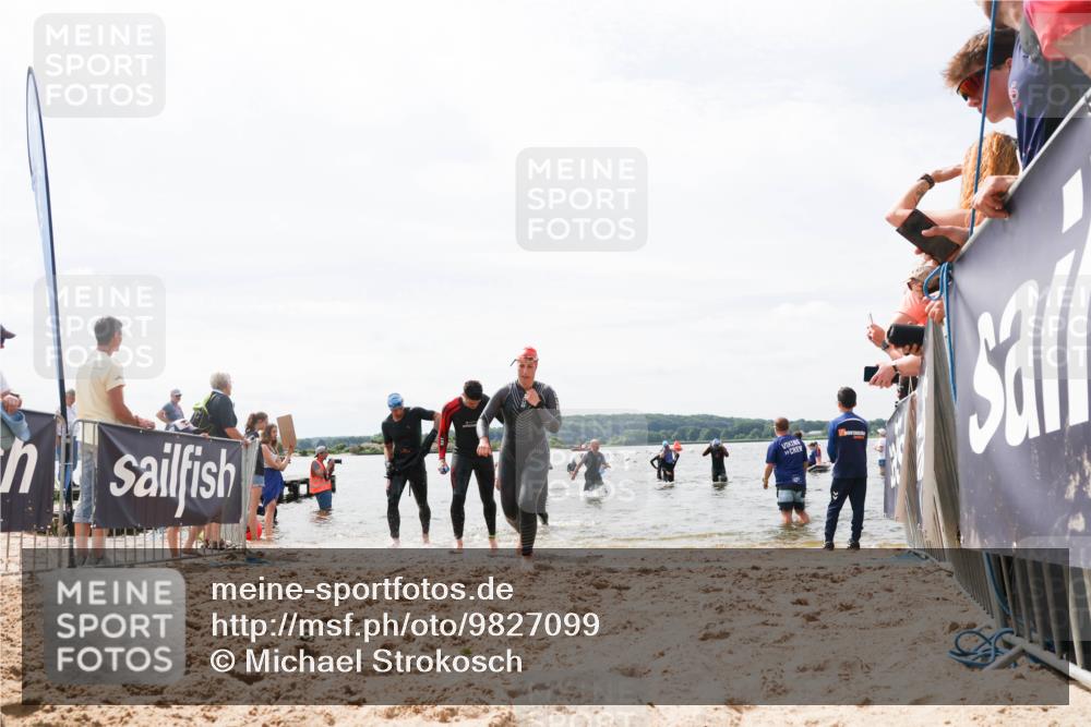21.06.2026 - Viking Triathlon Michael Strokosch http://msf.ph/oto/9827099 21.06.2026 10:43:27 Schwimmen 69, 251, 287, 473, 521, 528, 533, 645 meine-sportfotos.de