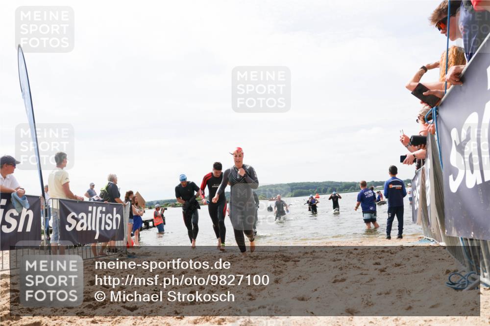 21.06.2026 - Viking Triathlon Michael Strokosch http://msf.ph/oto/9827100 21.06.2026 10:43:27 Schwimmen 69, 251, 287, 473, 521, 528, 533, 645 meine-sportfotos.de