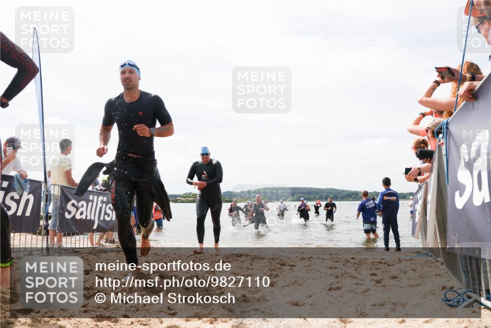 21.06.2026 - Viking Triathlon Michael Strokosch http://msf.ph/oto/9827110 21.06.2026 10:43:31 Schwimmen 69, 93, 287, 459, 470, 521, 528, 618, 645 meine-sportfotos.de