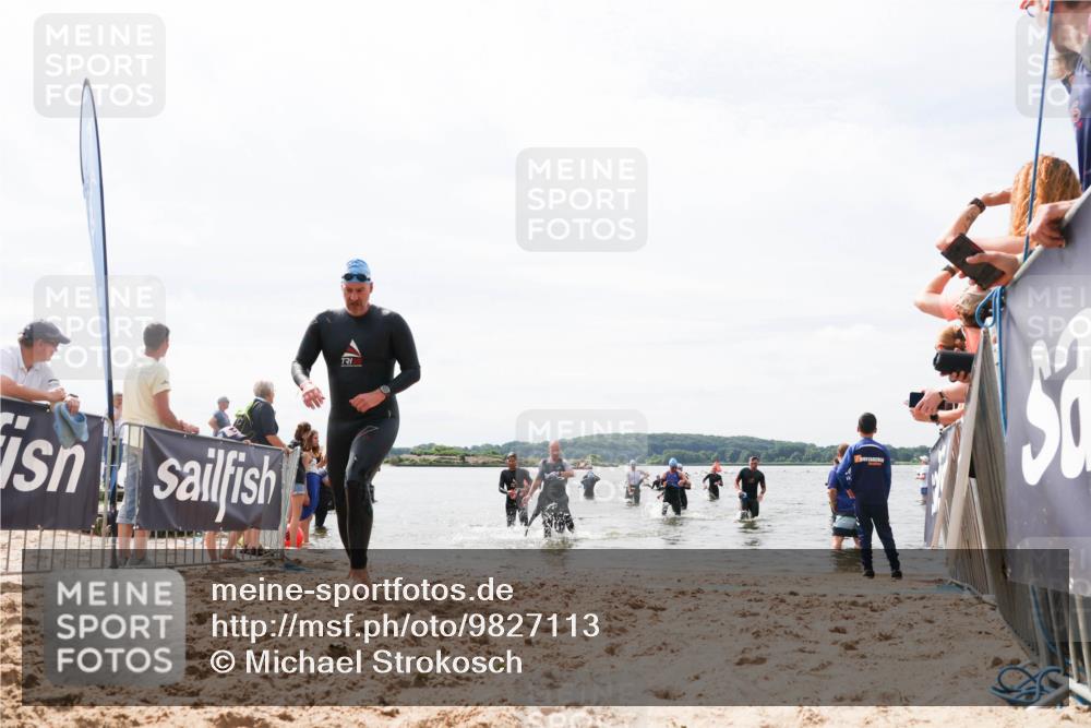 21.06.2026 - Viking Triathlon Michael Strokosch http://msf.ph/oto/9827113 21.06.2026 10:43:32 Schwimmen 69, 93, 287, 459, 470, 521, 528, 618, 645 meine-sportfotos.de