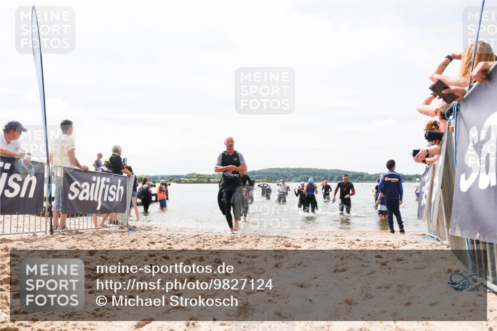 21.06.2026 - Viking Triathlon Michael Strokosch http://msf.ph/oto/9827124 21.06.2026 10:43:35 Schwimmen 93, 287, 351, 459, 470, 521, 618 meine-sportfotos.de