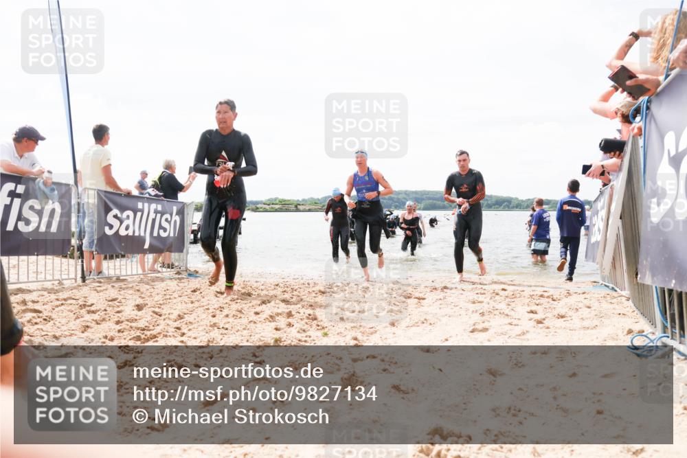 21.06.2026 - Viking Triathlon Michael Strokosch http://msf.ph/oto/9827134 21.06.2026 10:43:39 Schwimmen 93, 234, 351, 459, 470, 521, 618, 663 meine-sportfotos.de