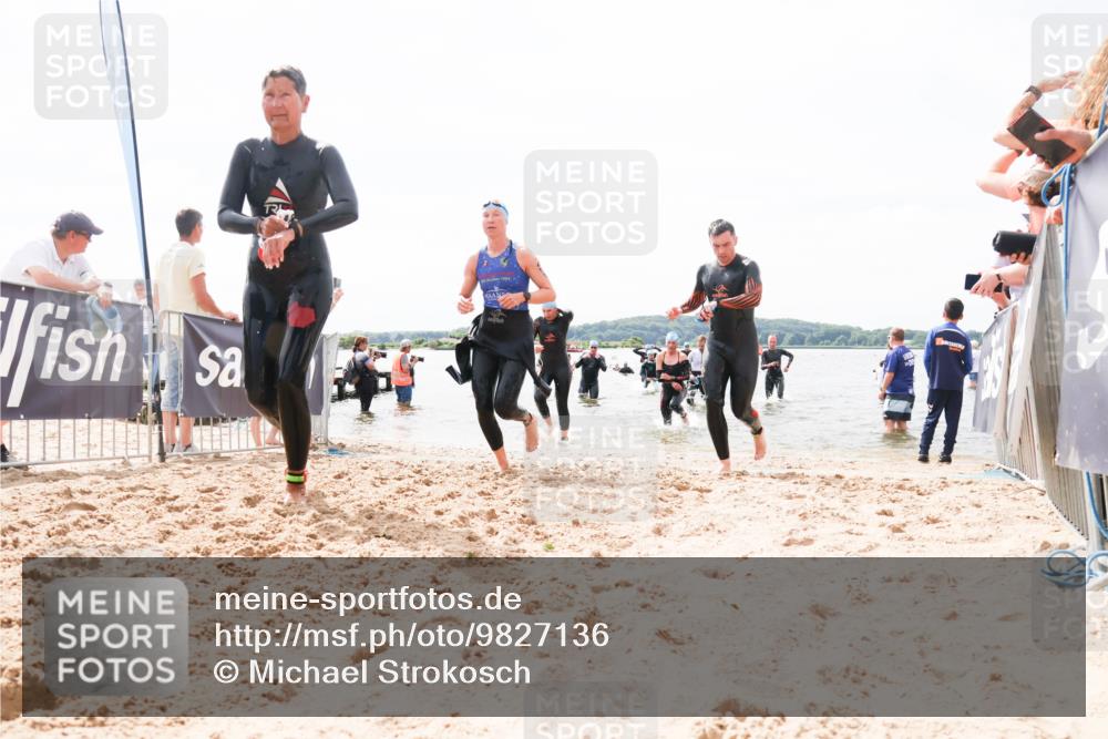 21.06.2026 - Viking Triathlon Michael Strokosch http://msf.ph/oto/9827136 21.06.2026 10:43:39 Schwimmen 93, 234, 351, 459, 470, 521, 618, 663 meine-sportfotos.de
