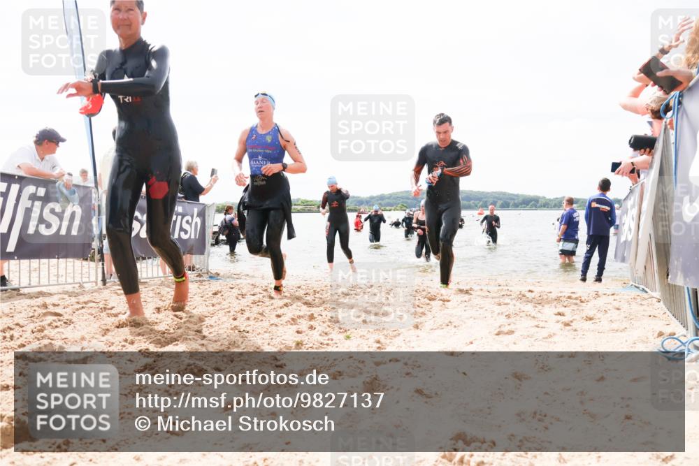 21.06.2026 - Viking Triathlon Michael Strokosch http://msf.ph/oto/9827137 21.06.2026 10:43:40 Schwimmen 93, 163, 230, 231, 234, 351, 459, 470, 521, 618, 663 meine-sportfotos.de