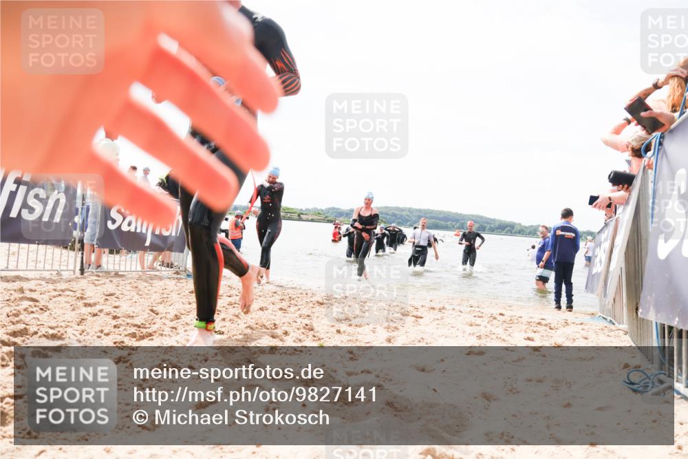 21.06.2026 - Viking Triathlon Michael Strokosch http://msf.ph/oto/9827141 21.06.2026 10:43:41 Schwimmen 93, 163, 230, 231, 234, 351, 459, 470, 521, 618, 663 meine-sportfotos.de