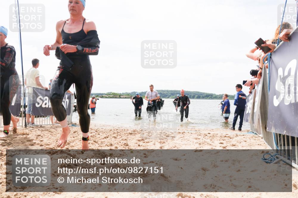 21.06.2026 - Viking Triathlon Michael Strokosch http://msf.ph/oto/9827151 21.06.2026 10:43:44 Schwimmen 93, 163, 230, 231, 234, 248, 351, 459, 470, 663 meine-sportfotos.de