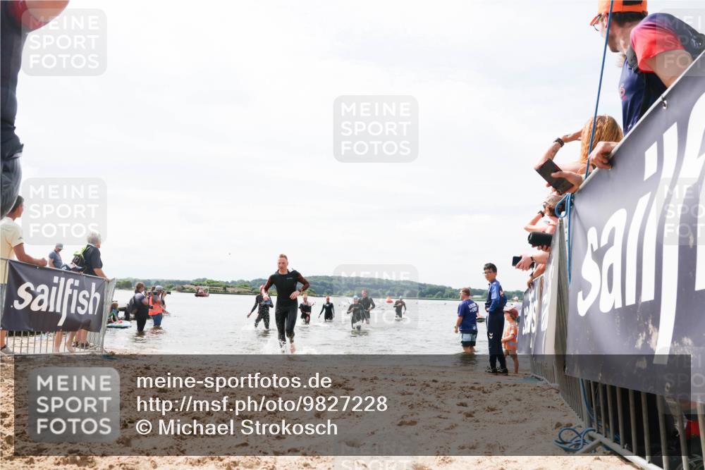 21.06.2026 - Viking Triathlon Michael Strokosch http://msf.ph/oto/9827228 21.06.2026 10:44:11 Schwimmen 22, 139, 208, 318, 617, 632, 641 meine-sportfotos.de