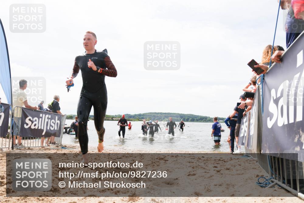 21.06.2026 - Viking Triathlon Michael Strokosch http://msf.ph/oto/9827236 21.06.2026 10:44:13 Schwimmen 22, 139, 208, 318, 617, 632, 641 meine-sportfotos.de