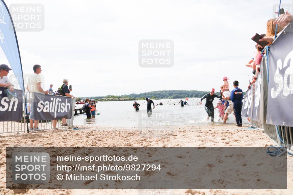 21.06.2026 - Viking Triathlon Michael Strokosch http://msf.ph/oto/9827294 21.06.2026 10:44:36 Schwimmen 590, 601 meine-sportfotos.de