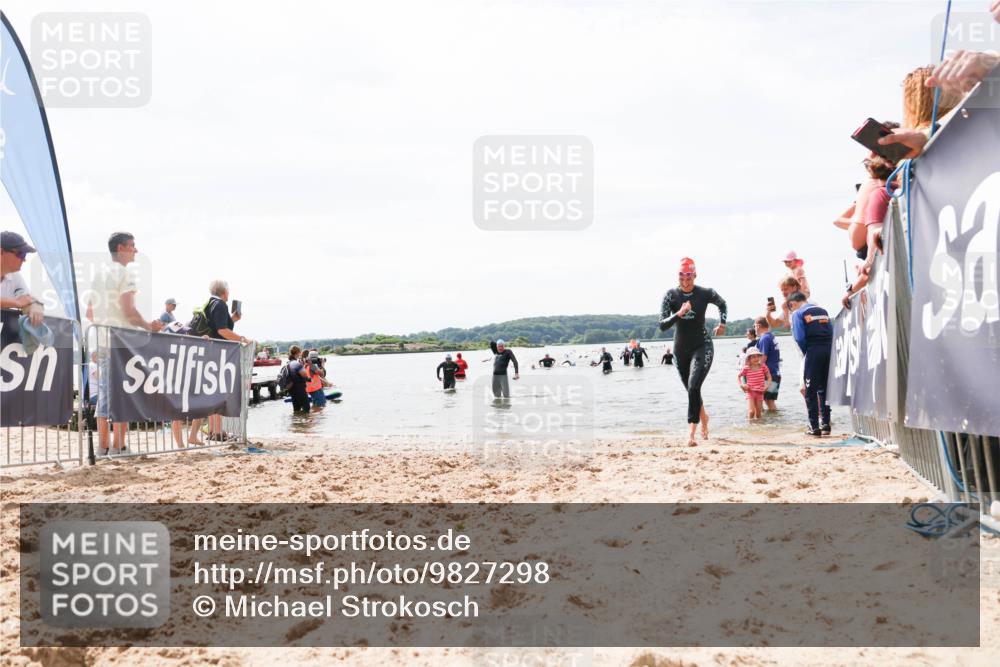 21.06.2026 - Viking Triathlon Michael Strokosch http://msf.ph/oto/9827298 21.06.2026 10:44:37 Schwimmen 590, 601 meine-sportfotos.de