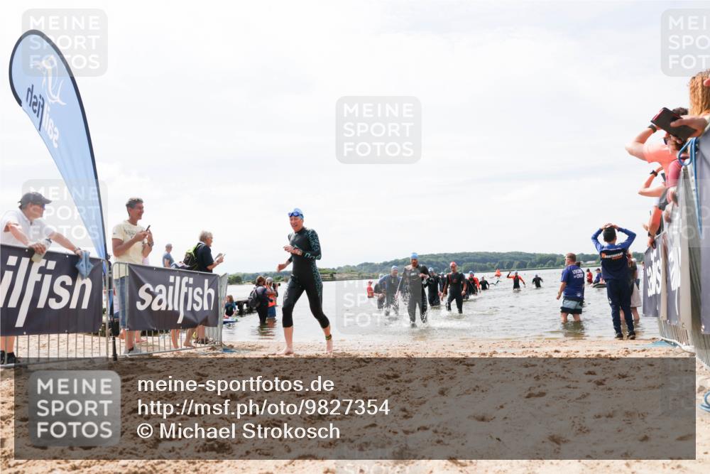 21.06.2026 - Viking Triathlon Michael Strokosch http://msf.ph/oto/9827354 21.06.2026 10:44:56 Schwimmen 33, 276, 350, 377, 658 meine-sportfotos.de