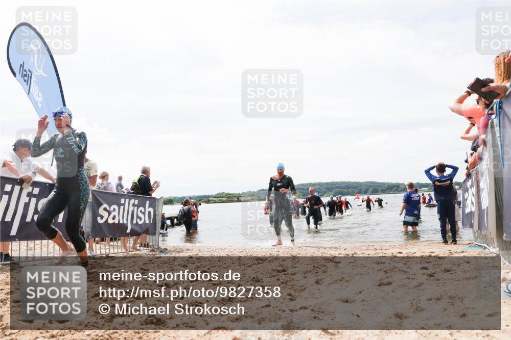 21.06.2026 - Viking Triathlon Michael Strokosch http://msf.ph/oto/9827358 21.06.2026 10:44:58 Schwimmen 33, 276, 329, 350, 377, 658, 668 meine-sportfotos.de