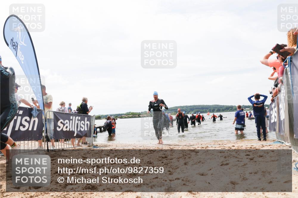 21.06.2026 - Viking Triathlon Michael Strokosch http://msf.ph/oto/9827359 21.06.2026 10:44:58 Schwimmen 33, 276, 329, 350, 377, 658, 668 meine-sportfotos.de
