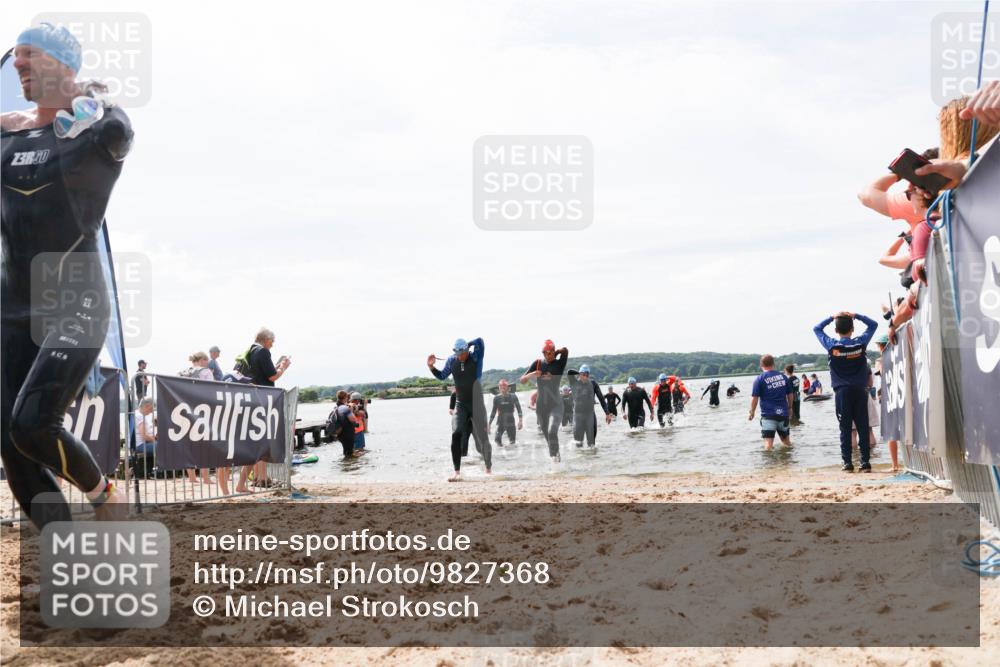 21.06.2026 - Viking Triathlon Michael Strokosch http://msf.ph/oto/9827368 21.06.2026 10:45:01 Schwimmen 33, 276, 308, 329, 350, 377, 415, 658, 668 meine-sportfotos.de