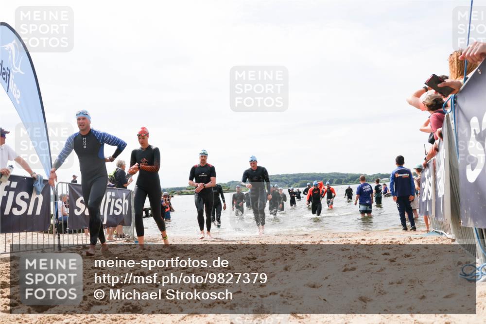 21.06.2026 - Viking Triathlon Michael Strokosch http://msf.ph/oto/9827379 21.06.2026 10:45:05 Schwimmen 33, 36, 276, 308, 310, 329, 369, 415, 445, 577, 658, 668 meine-sportfotos.de