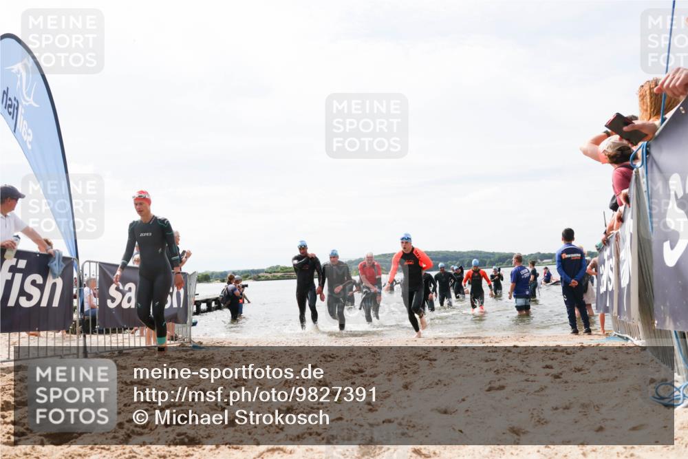 21.06.2026 - Viking Triathlon Michael Strokosch http://msf.ph/oto/9827391 21.06.2026 10:45:09 Schwimmen 33, 36, 151, 308, 310, 329, 345, 366, 369, 415, 445, 577, 658, 668 meine-sportfotos.de