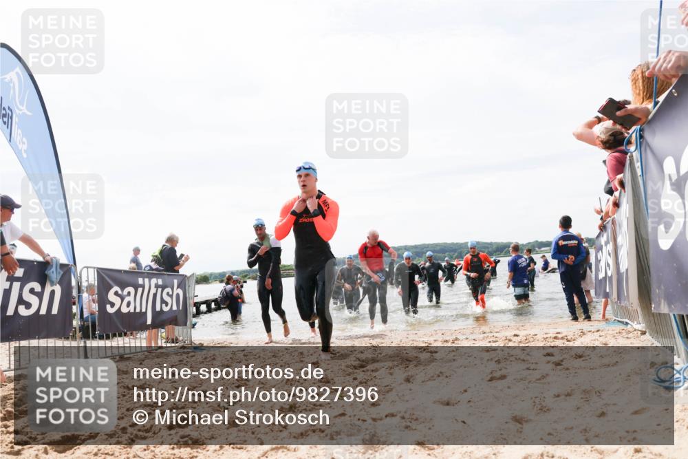 21.06.2026 - Viking Triathlon Michael Strokosch http://msf.ph/oto/9827396 21.06.2026 10:45:10 Schwimmen 33, 36, 151, 308, 310, 326, 329, 345, 366, 369, 415, 445, 577, 668 meine-sportfotos.de
