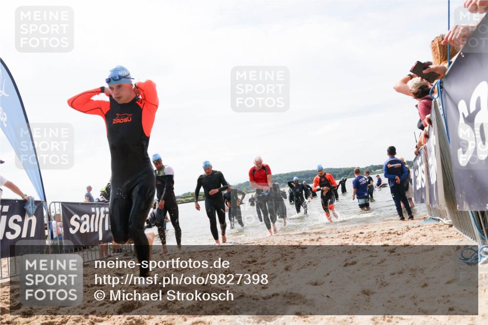 21.06.2026 - Viking Triathlon Michael Strokosch http://msf.ph/oto/9827398 21.06.2026 10:45:11 Schwimmen 36, 151, 308, 310, 326, 329, 345, 366, 369, 415, 445, 577, 668 meine-sportfotos.de
