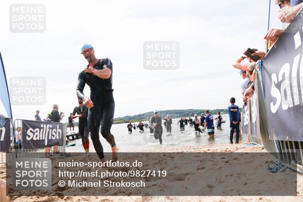 21.06.2026 - Viking Triathlon Michael Strokosch http://msf.ph/oto/9827419 21.06.2026 10:45:18 Schwimmen 36, 48, 151, 258, 310, 326, 345, 354, 366, 445 meine-sportfotos.de