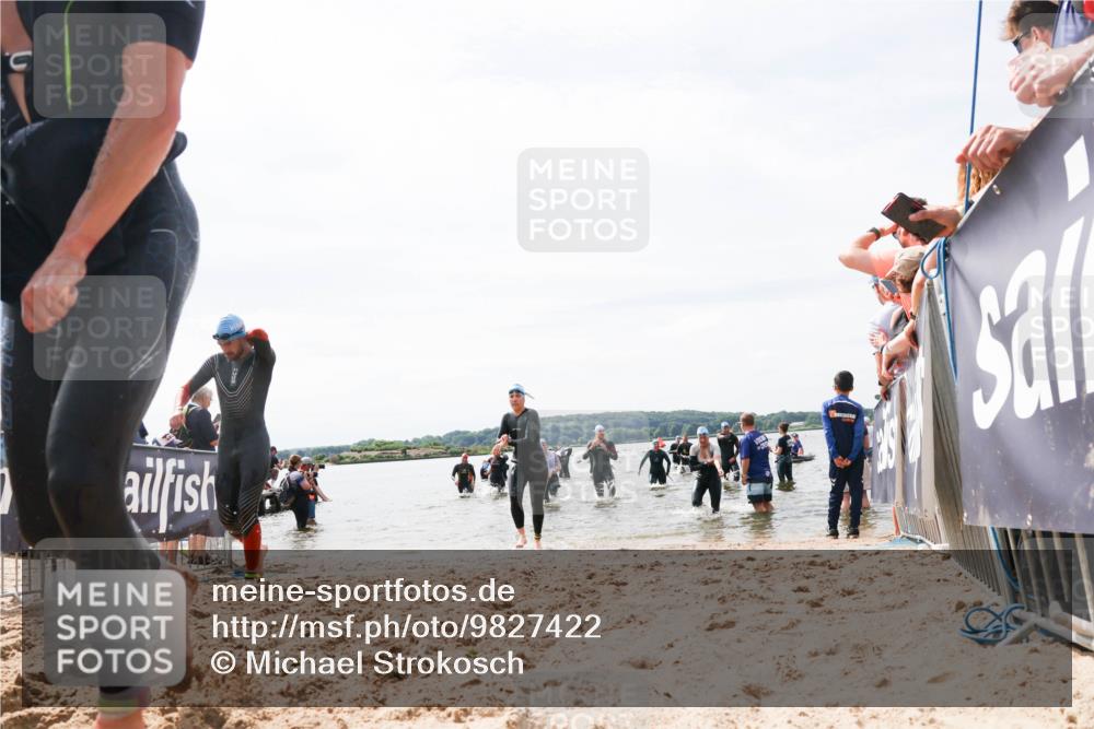 21.06.2026 - Viking Triathlon Michael Strokosch http://msf.ph/oto/9827422 21.06.2026 10:45:19 Schwimmen 48, 151, 258, 273, 310, 326, 345, 354, 366, 445 meine-sportfotos.de