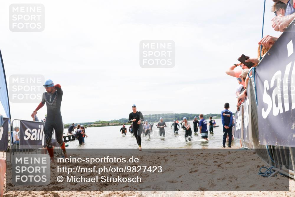 21.06.2026 - Viking Triathlon Michael Strokosch http://msf.ph/oto/9827423 21.06.2026 10:45:19 Schwimmen 48, 151, 258, 273, 310, 326, 345, 354, 366, 445 meine-sportfotos.de