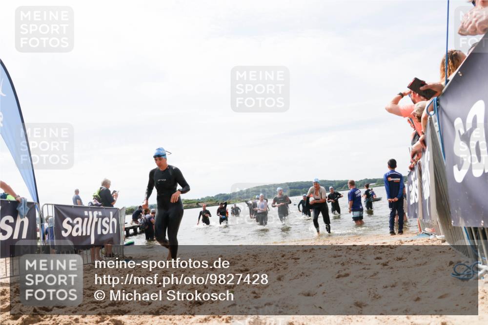21.06.2026 - Viking Triathlon Michael Strokosch http://msf.ph/oto/9827428 21.06.2026 10:45:21 Schwimmen 48, 105, 147, 151, 258, 273, 274, 302, 326, 345, 354, 366, 635 meine-sportfotos.de