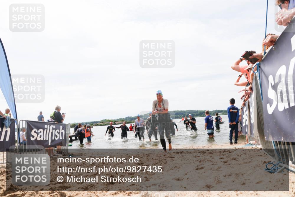 21.06.2026 - Viking Triathlon Michael Strokosch http://msf.ph/oto/9827435 21.06.2026 10:45:23 Schwimmen 48, 105, 147, 258, 273, 274, 302, 326, 354, 366, 635 meine-sportfotos.de