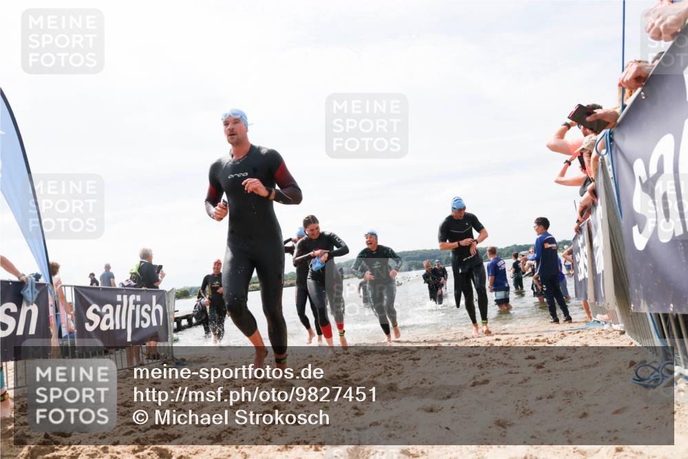 21.06.2026 - Viking Triathlon Michael Strokosch http://msf.ph/oto/9827451 21.06.2026 10:45:29 Schwimmen 37, 48, 85, 105, 147, 158, 273, 274, 302, 354, 376, 635 meine-sportfotos.de