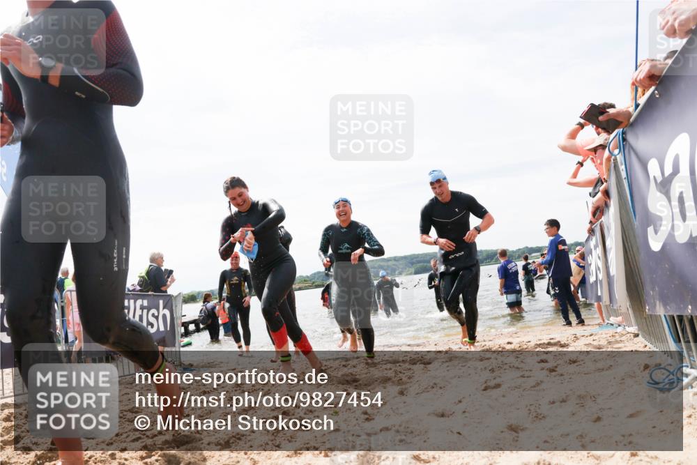 21.06.2026 - Viking Triathlon Michael Strokosch http://msf.ph/oto/9827454 21.06.2026 10:45:30 Schwimmen 37, 48, 85, 105, 147, 158, 273, 274, 302, 354, 376, 540, 635 meine-sportfotos.de