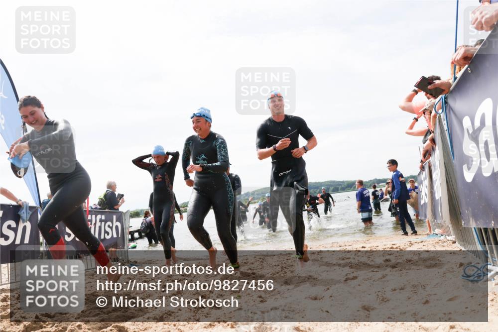 21.06.2026 - Viking Triathlon Michael Strokosch http://msf.ph/oto/9827456 21.06.2026 10:45:30 Schwimmen 37, 48, 85, 105, 147, 158, 273, 274, 302, 354, 376, 540, 635 meine-sportfotos.de